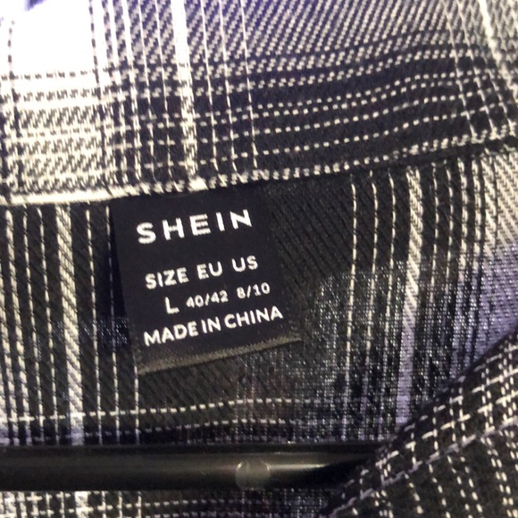 Shein size large black and white flannel - Picture 4 of 4